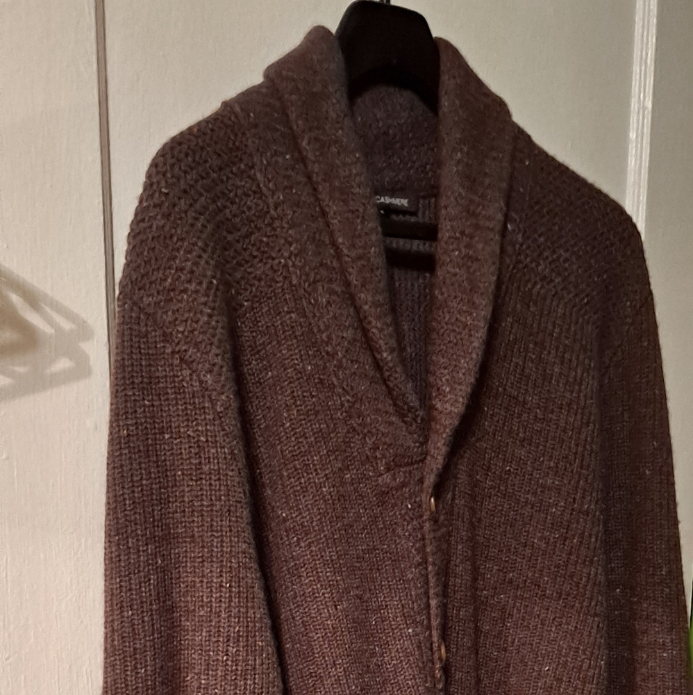 Naked Cashmere 100% Cashmere Color Walnut Speckel  Men Sweater Size XL